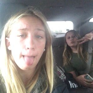 Meet your Posher, Karlee